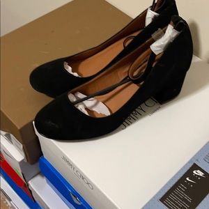 Black shoes